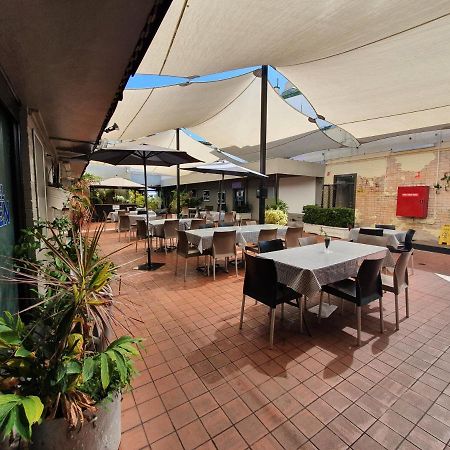 Hotel Allen Townsville Esterno foto