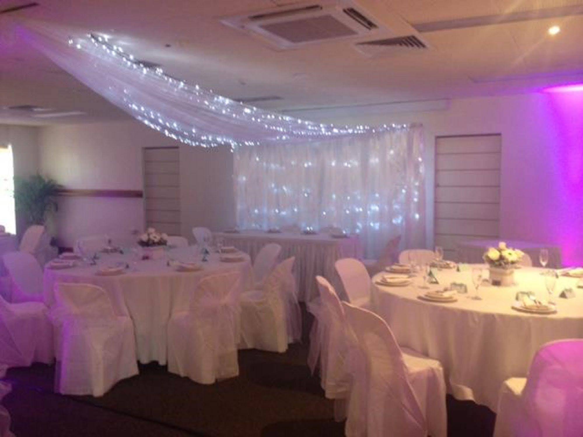 Hotel Allen Townsville Esterno foto
